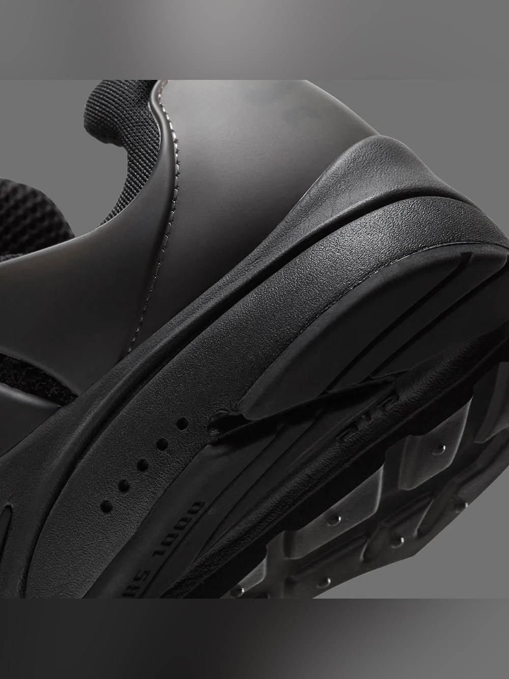Nike Presto Boy's/Youth Running Shoes , Size 7Y, Black/Black - Picture 10 of 15